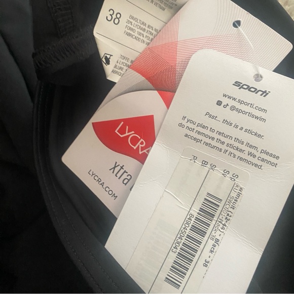 Sporti
Solid Thin Strap One Piece Swimsuit - Picture 7 of 12